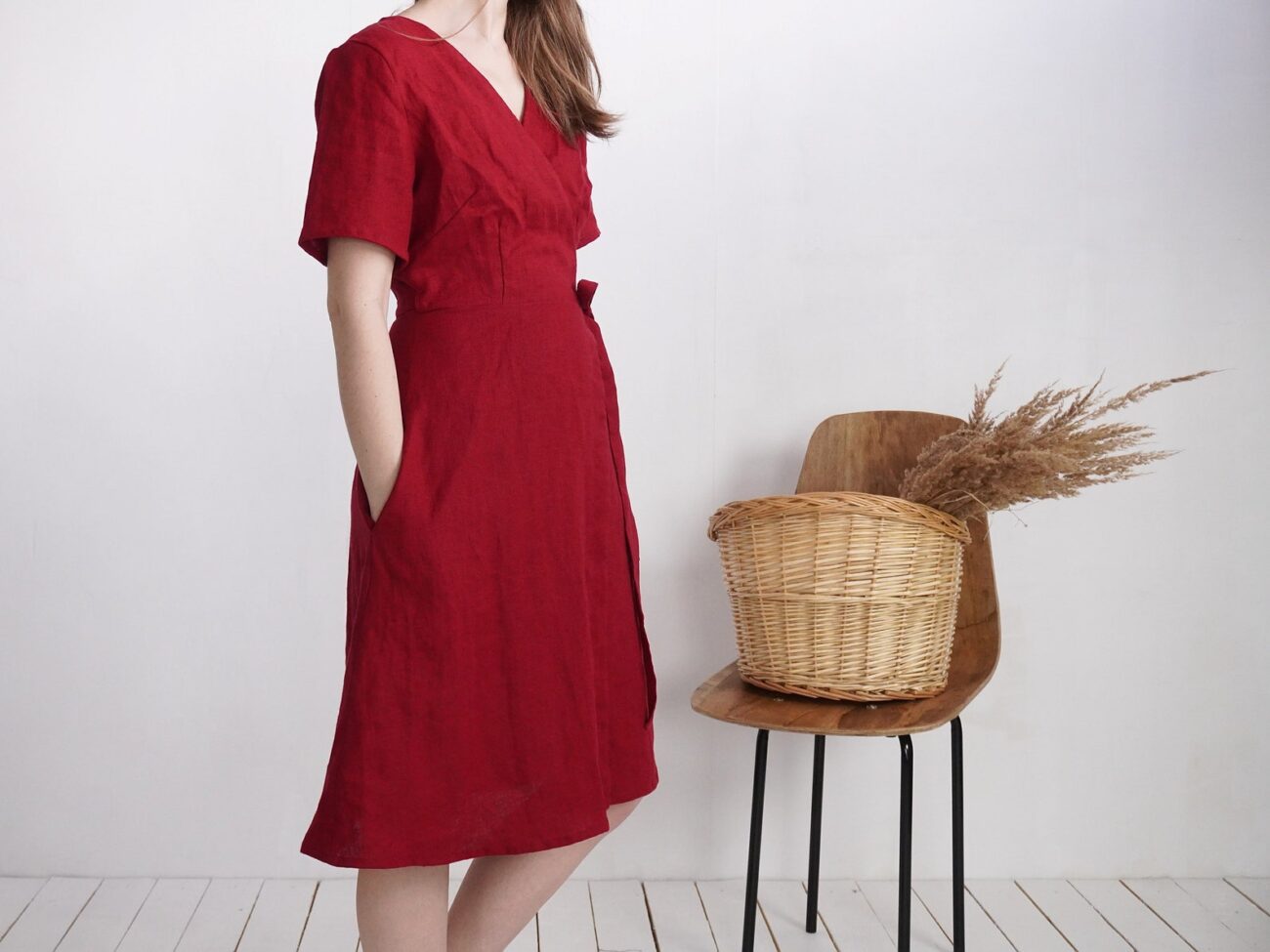 Elegant Linen Wrap Dress for Weddings and Summer Evenings M24