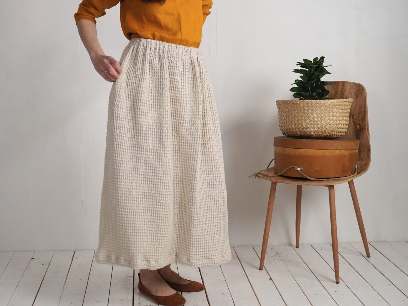 Waffle Long Linen Skirt with Pockets - Autumn Flowy Skirt by Malusta