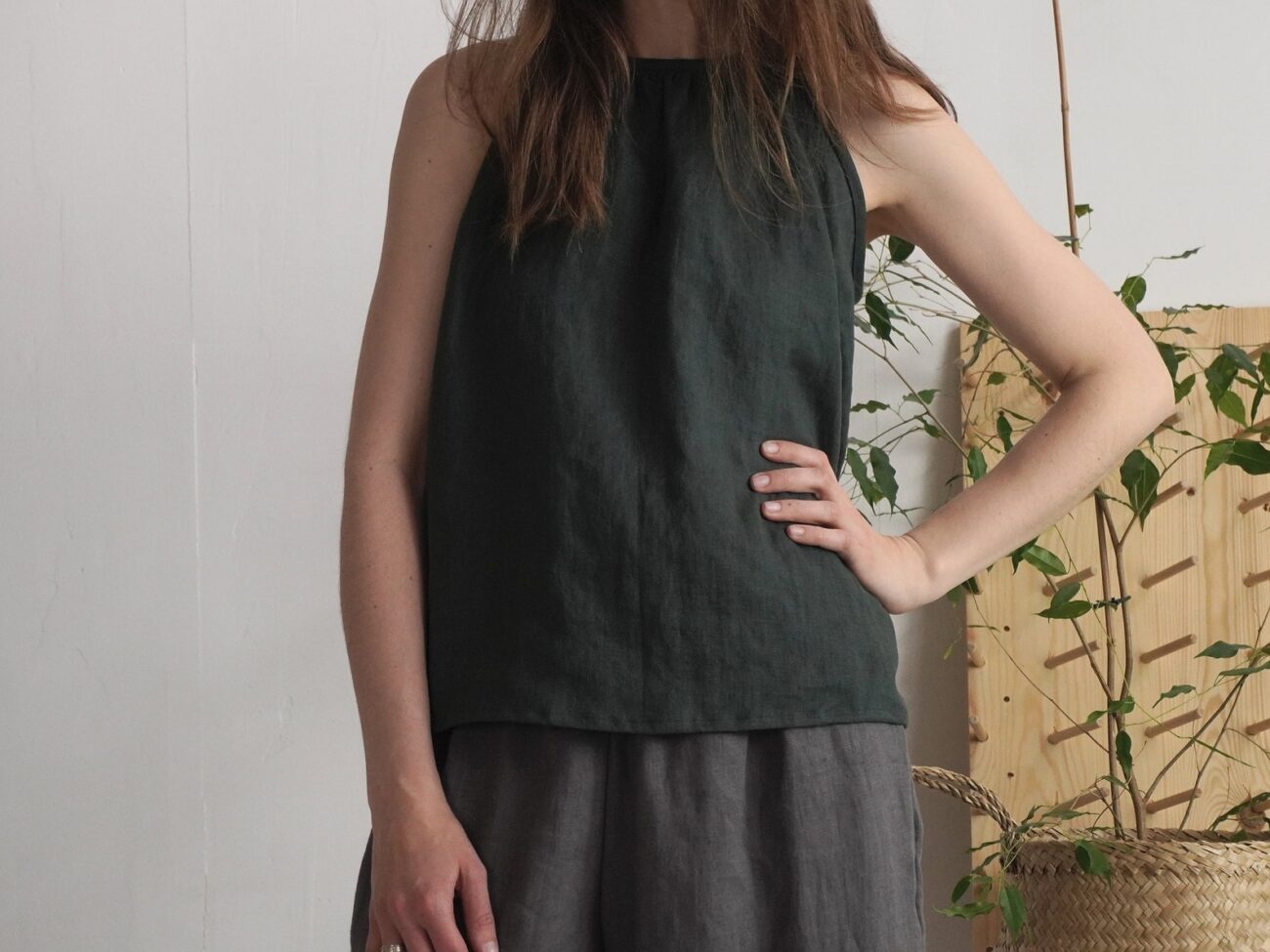 Linen Summer Top with Tie Closure by Malusta