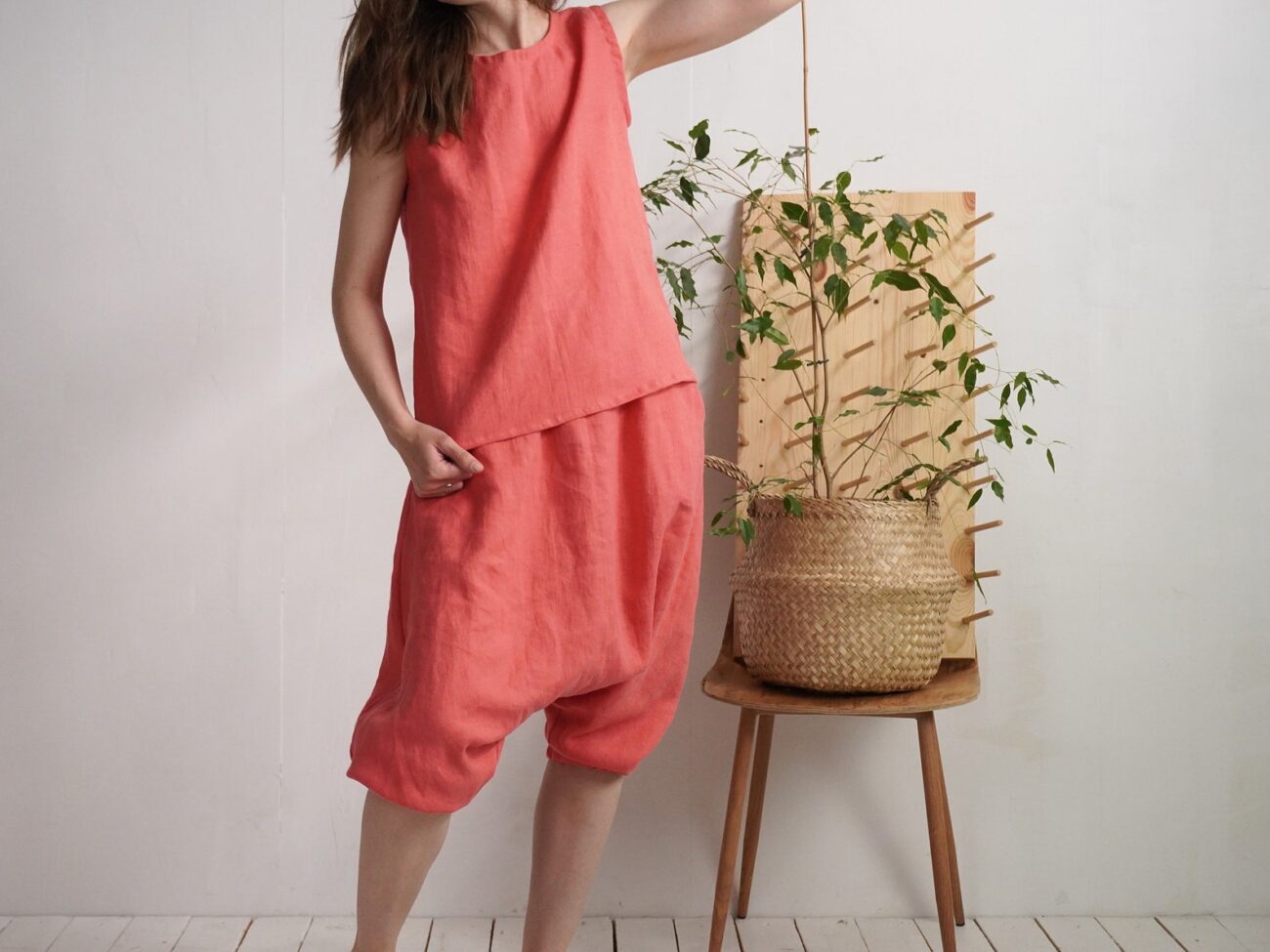 Malusta Linen Boho Outfit: Harem Pants, Yoga Set, Festival Clothing