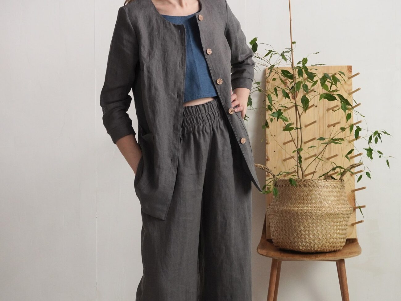 Malusta Women's Linen Suit: Jacket and Wide Leg Trousers