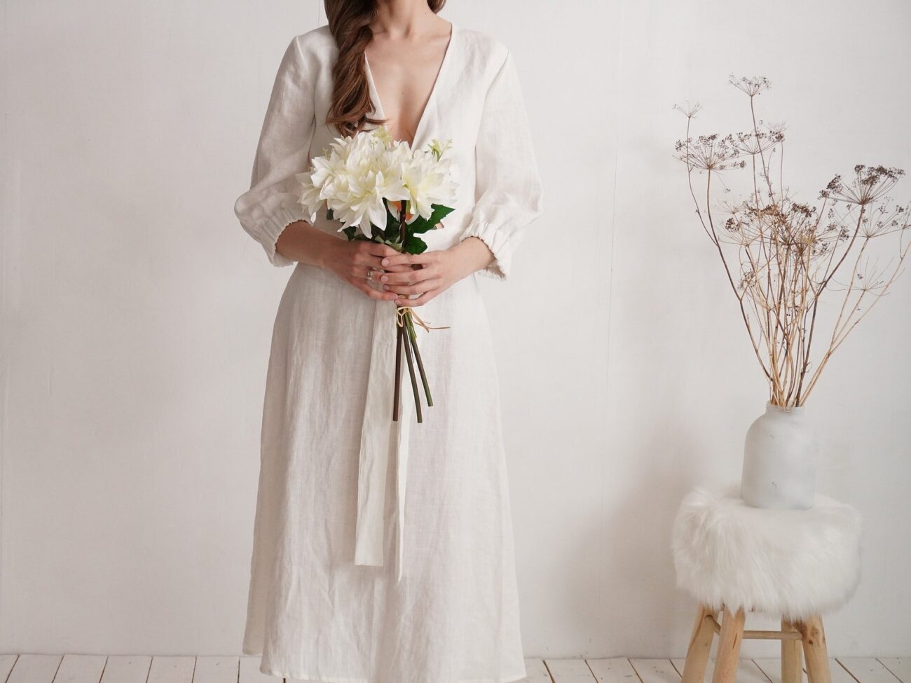 Malusta Linen Wedding Dress with Bow and Long Sleeves